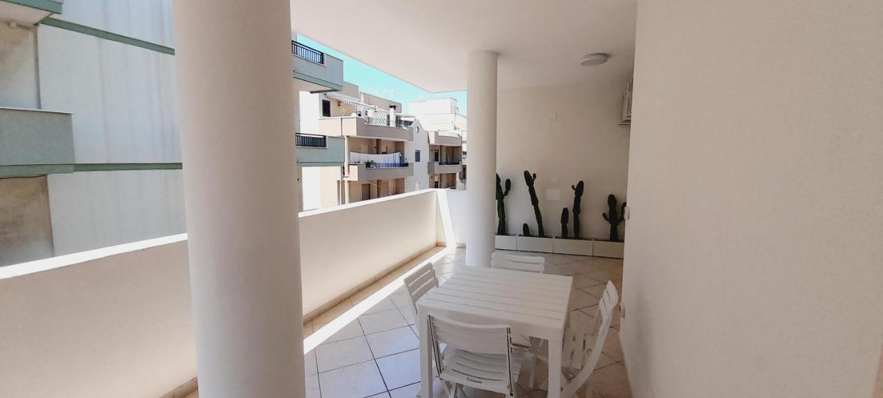 Residenza D'Angio Apartment กัลลีโปลี ภายนอก รูปภาพ