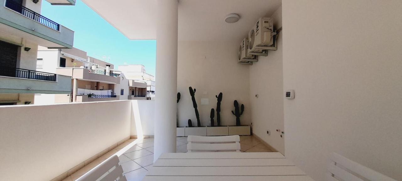 Residenza D'Angio Apartment กัลลีโปลี ภายนอก รูปภาพ
